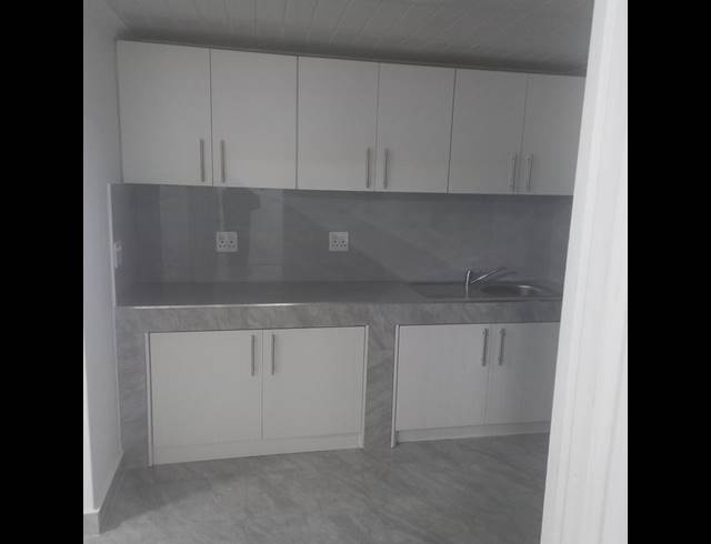 2 BEDROOM PROPERTY TO RENT IN RUYTERWACHT